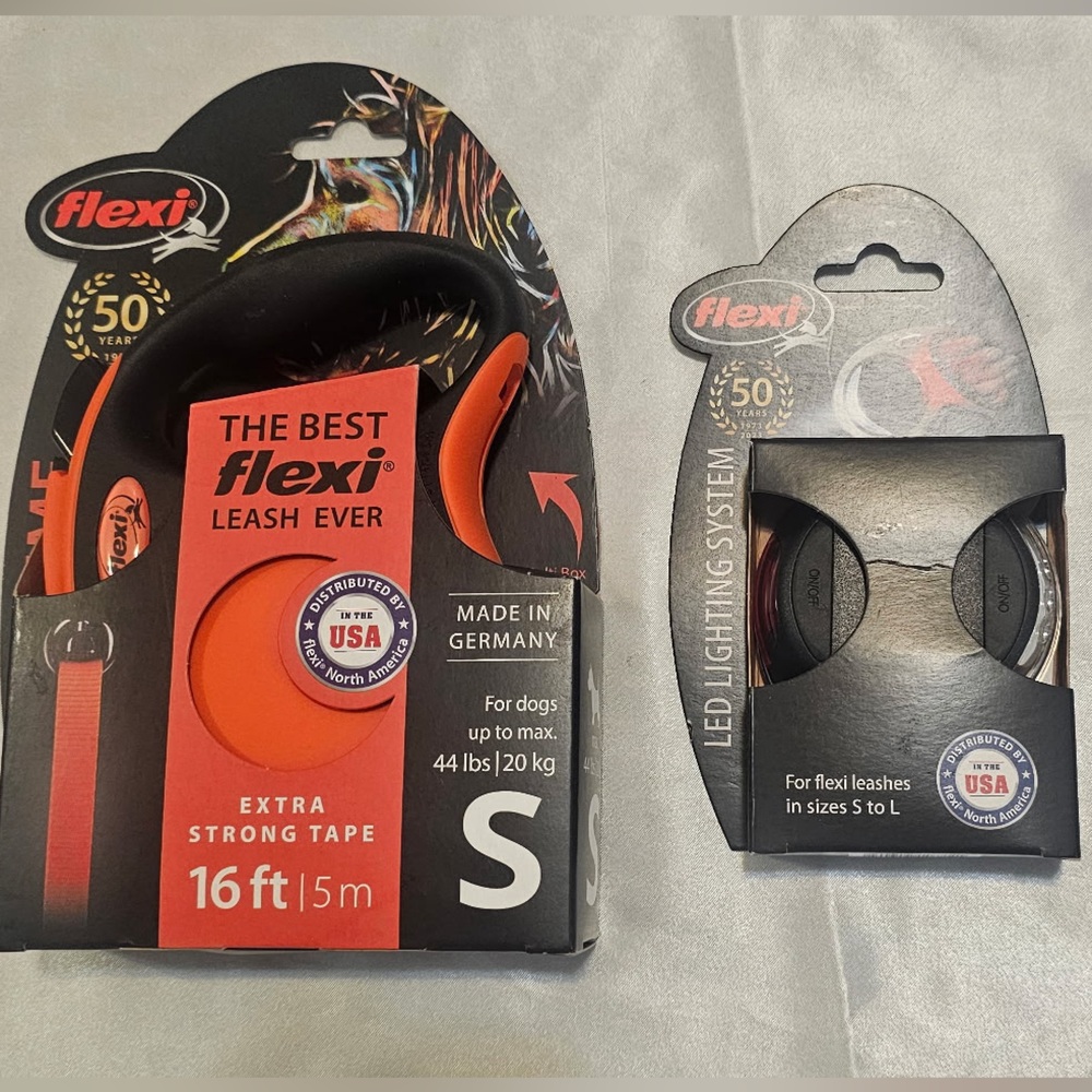 Flexi XTREME Retractable Leash (S) and Flexi LED Lighting System